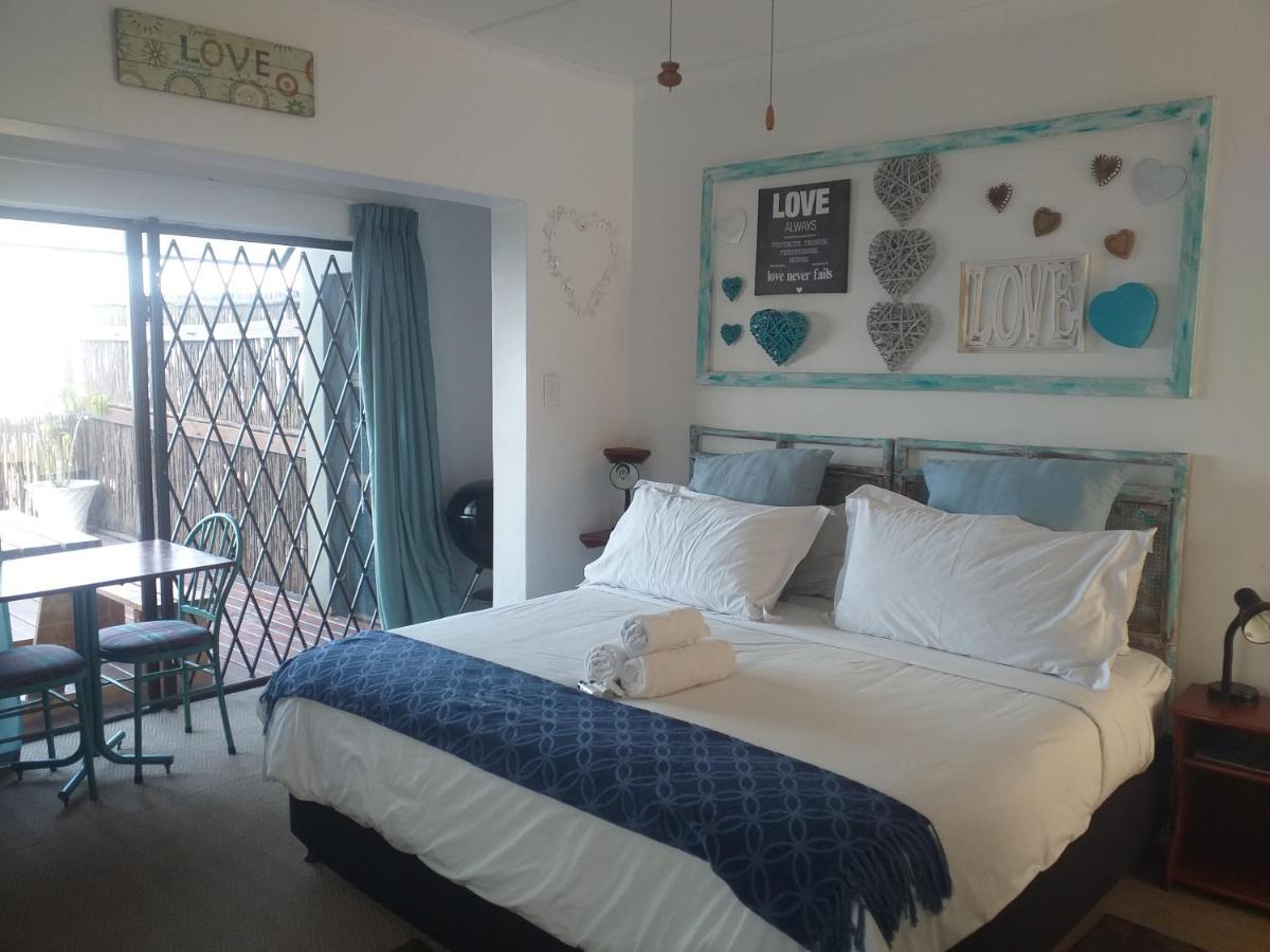 היברדין Khaya La Manzi Guest Lodge מראה חיצוני תמונה