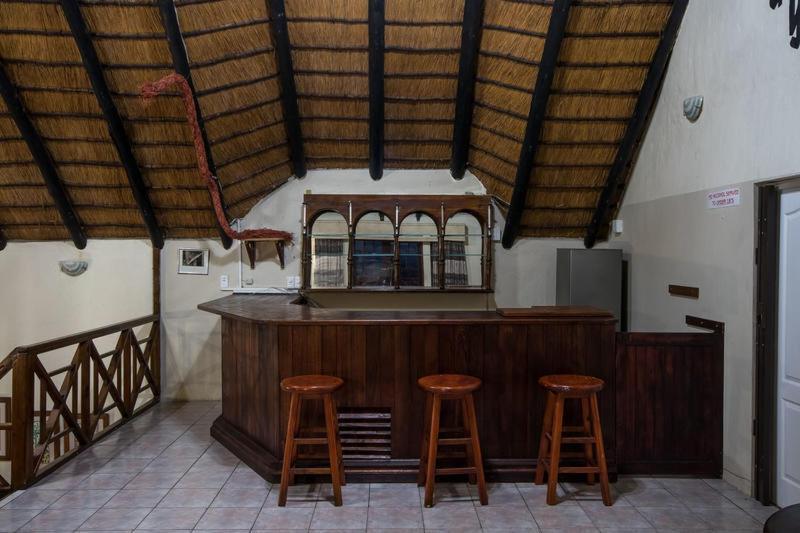 היברדין Khaya La Manzi Guest Lodge מראה חיצוני תמונה