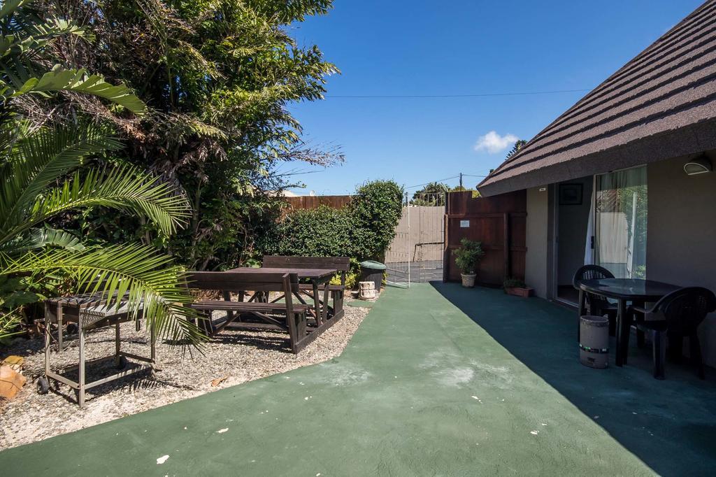 היברדין Khaya La Manzi Guest Lodge מראה חיצוני תמונה